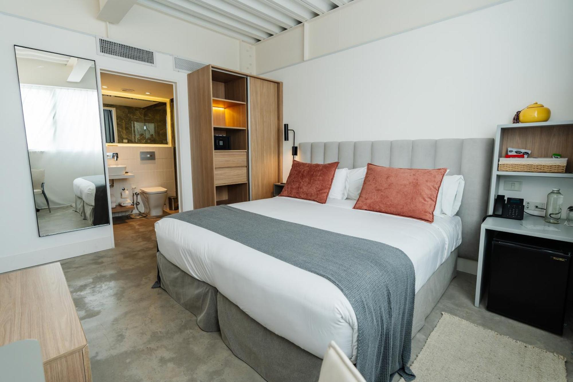 Vain Boutique Hotel 4*